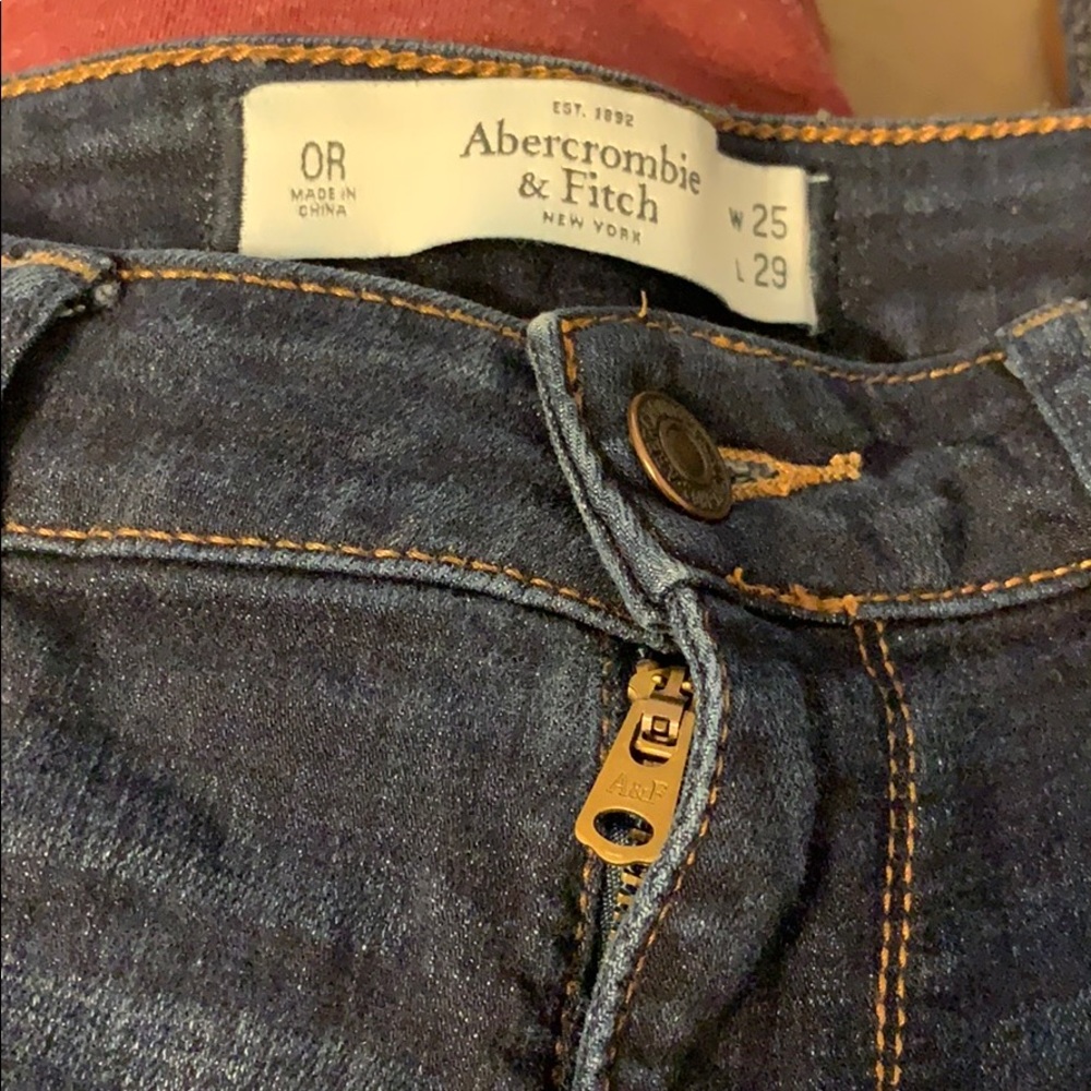 Jeans ! Lightly worn